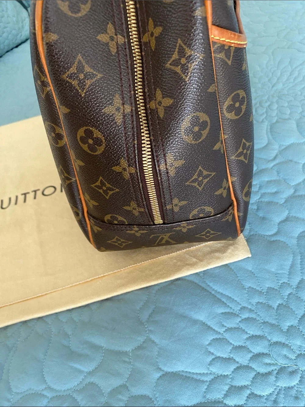 Louis Vuitton Monogram Deauville  with Vachetta Trim